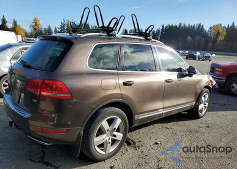 2012 Volkswagen Touareg V6 Tdi z USA, uszkodzony, nr VIN WVGEK9BPXCD012003